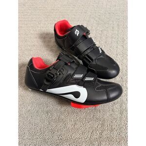 Peloton Shoes size 39 or 8 / 8.5